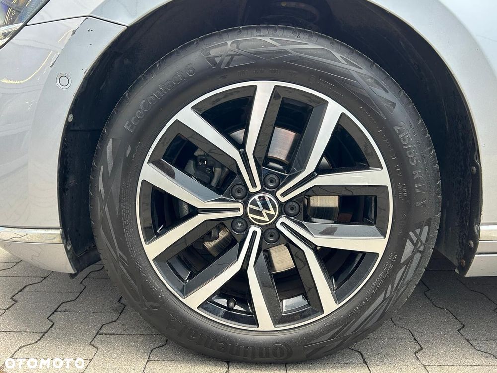 Volkswagen Passat 1.5 TSI EVO Elegance DSG - 39