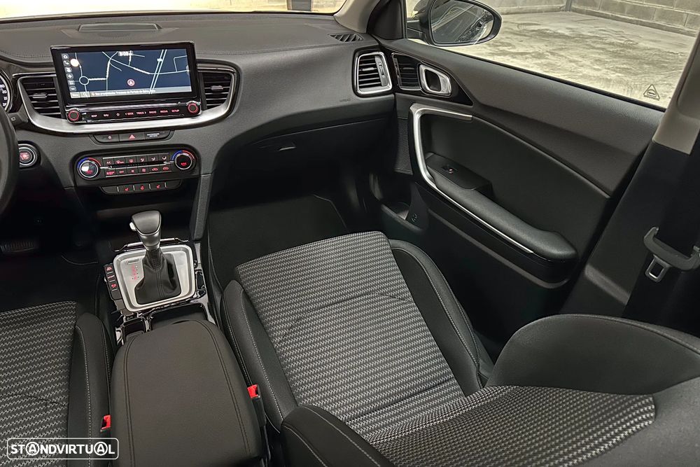 Kia XCeed 1.6 GDi PHEV Drive - 14