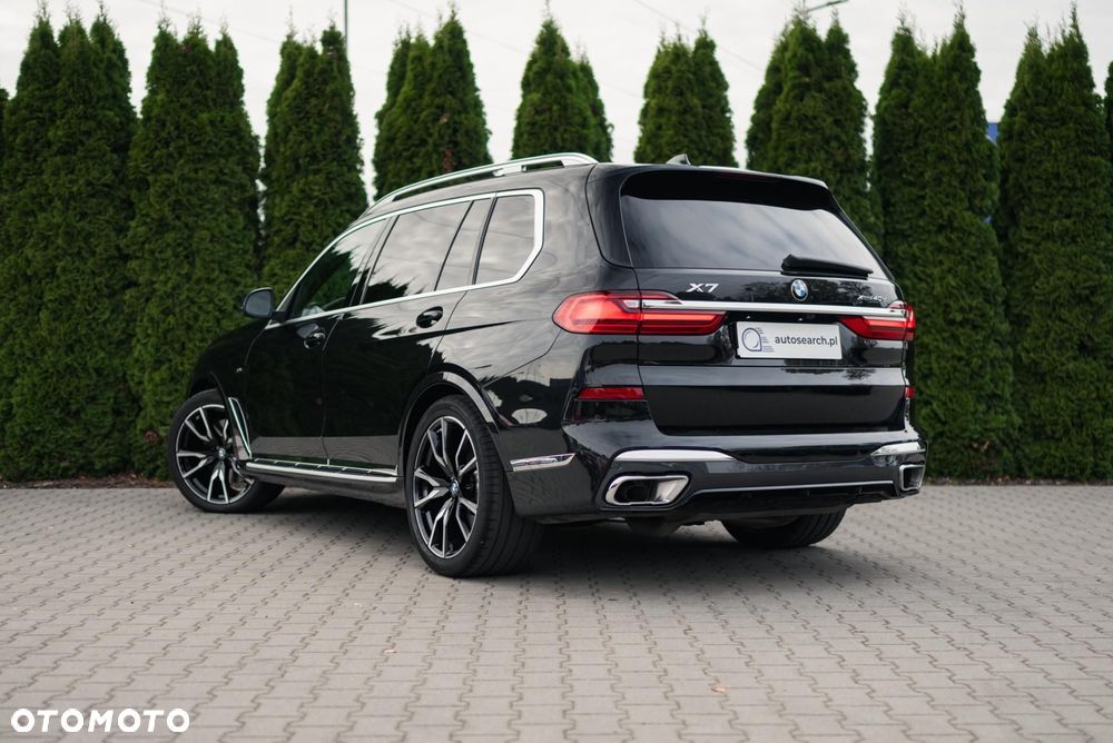 BMW X7 - 6