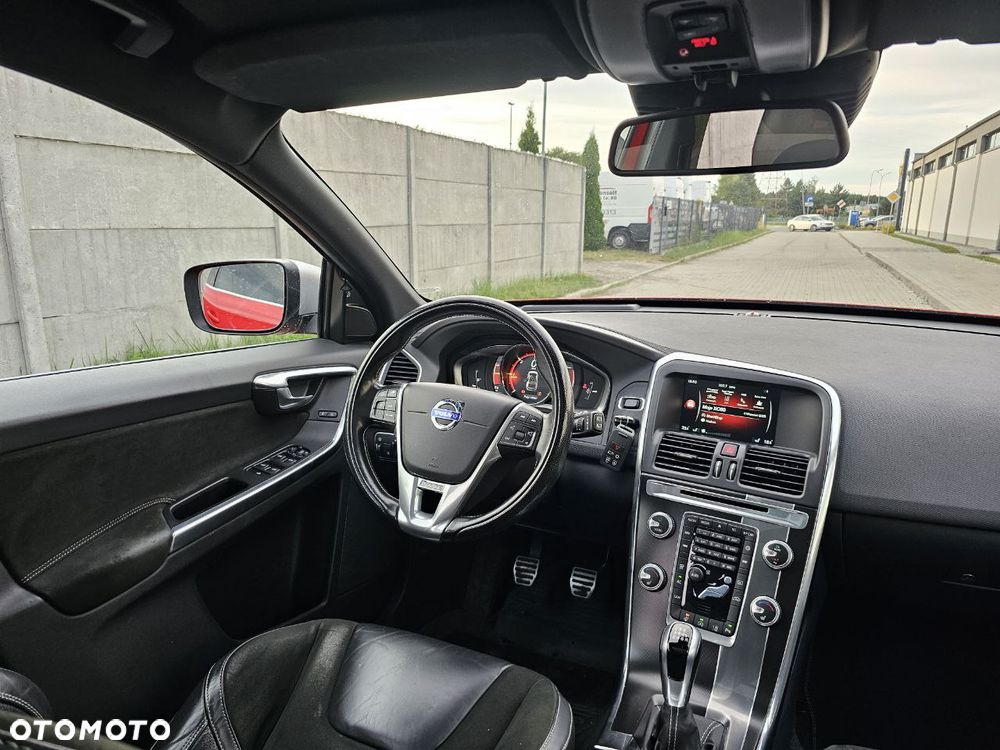 Volvo XC 60 D3 R-Design - 20