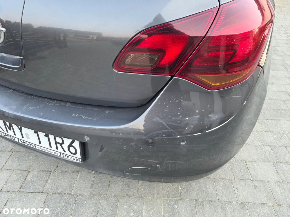 Opel Astra 1.4 T Cosmo - 11