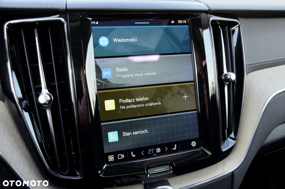 Volvo XC 60 T6 Plug-In Hybrid AWD Inscription - 23