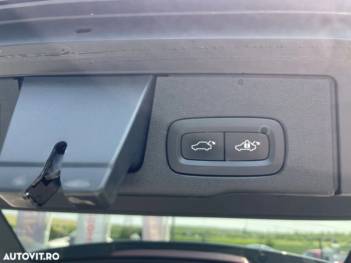 Volvo XC 60 T6 AWD Recharge Geartronic Inscription Expression - 24