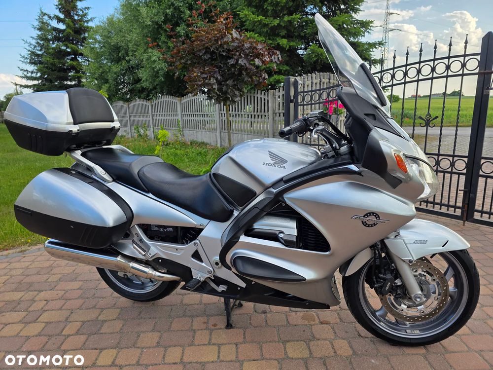 Honda ST - 35