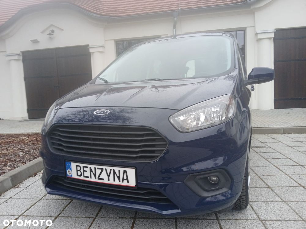 Ford Tourneo Courier - 1