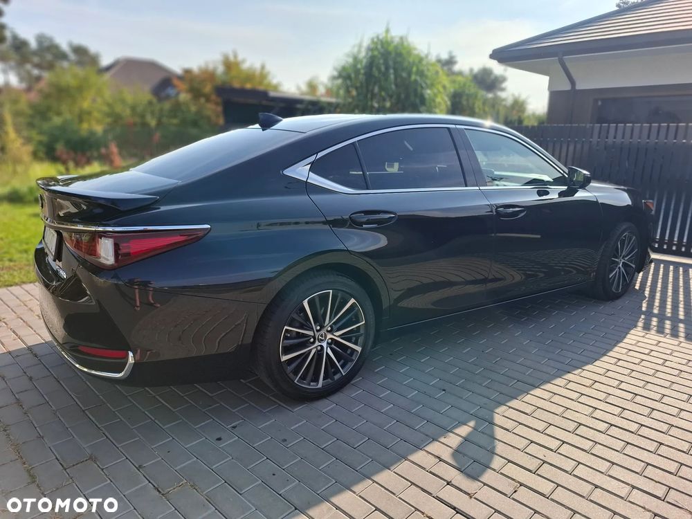 Lexus Es 2025 photo 5