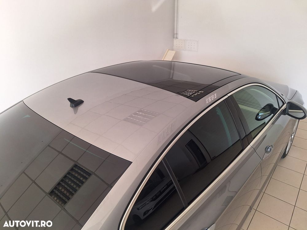 Volkswagen Passat 2.0 TDI DSG Highline - 19