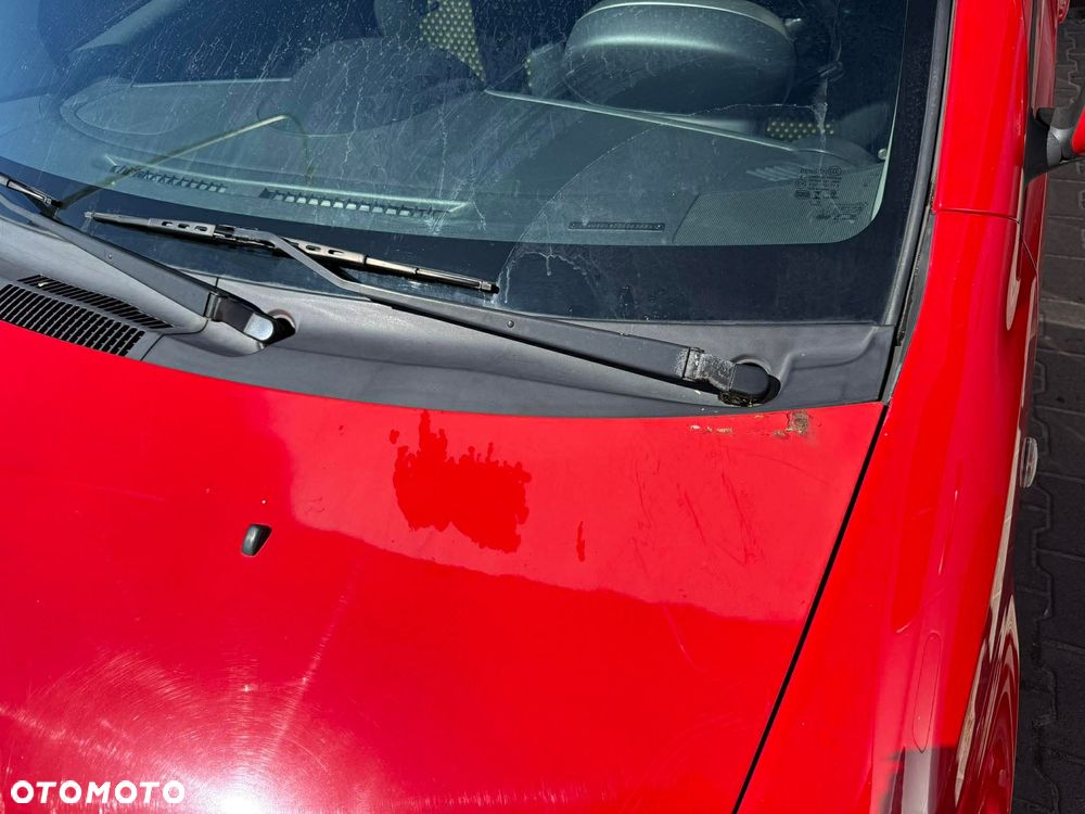 Daihatsu Sirion - 9