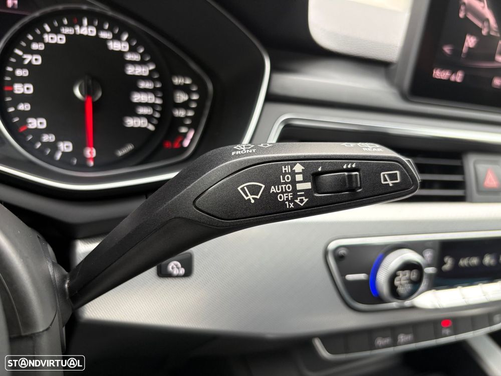 Audi A4 Avant 2.0 TDI S-line S tronic - 17