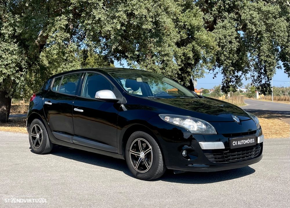 Renault Mégane 1.5 dCi Dynamique S EDC - 3