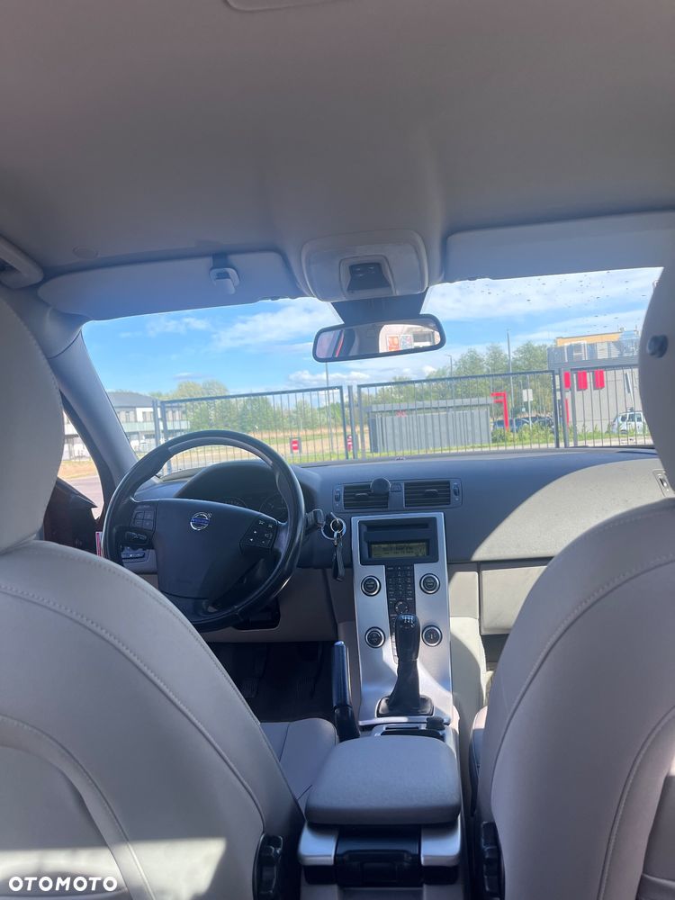 Volvo S40 2.0D Momentum - 13