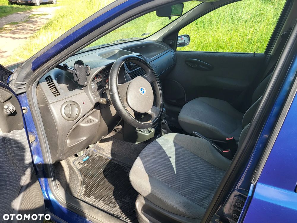 Fiat Punto - 7