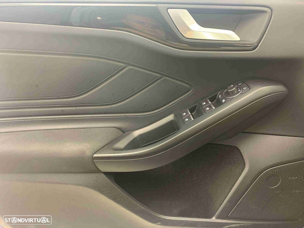 Ford Focus SW 1.0 EcoBoost MHEV ST-Line Style SIP - 11