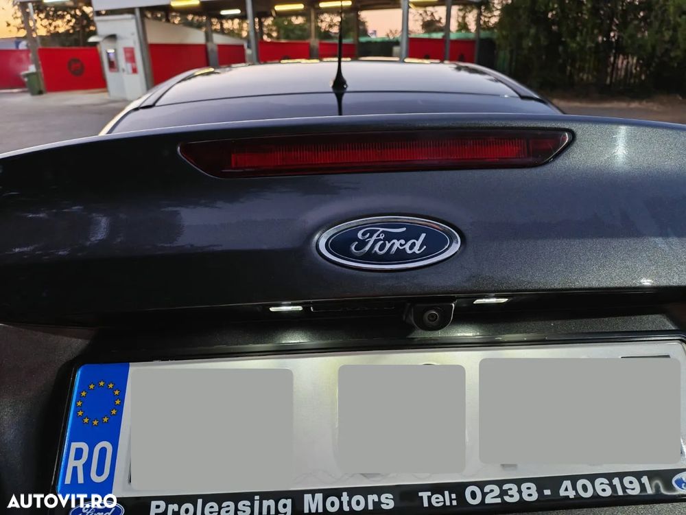 Ford Focus 1.5 Ecoboost Titanium - 9
