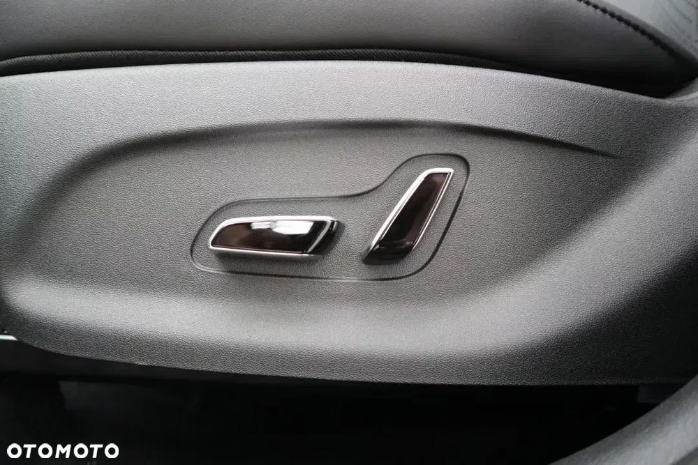 BYD Atto 2 45kWh Boost - 13