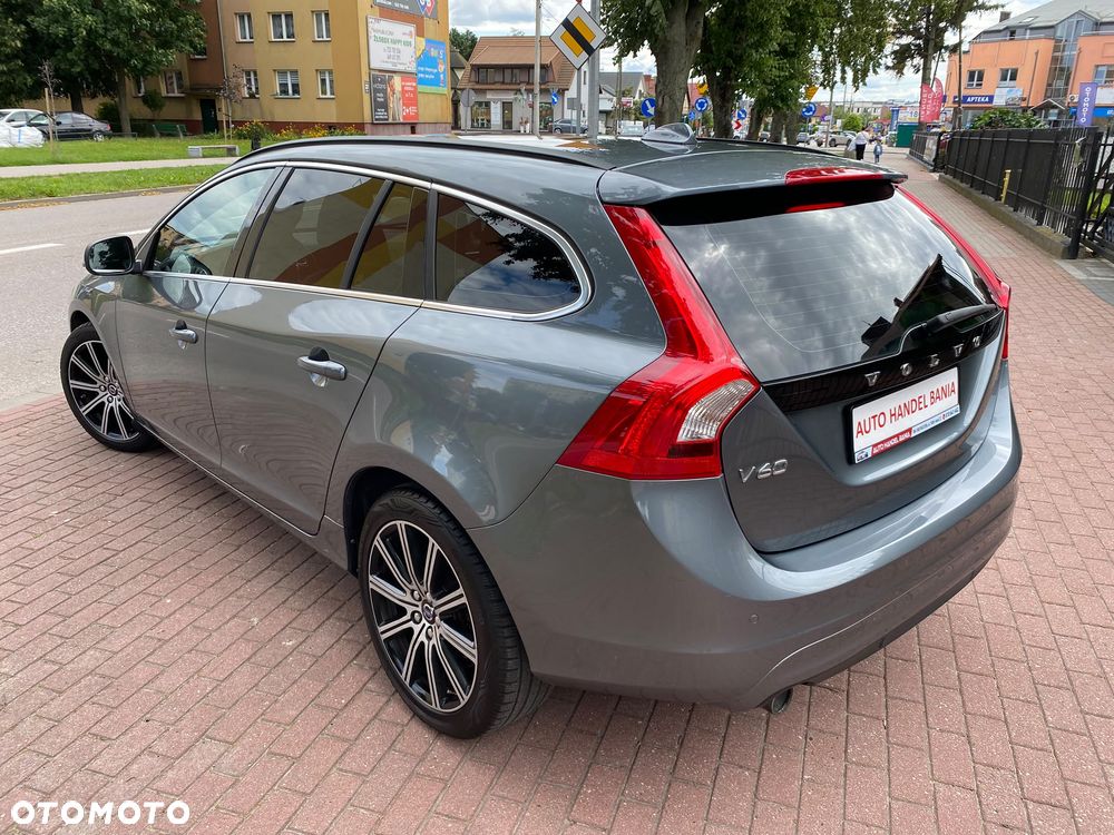 Volvo V60 D3 Drive-E Kinetic - 26