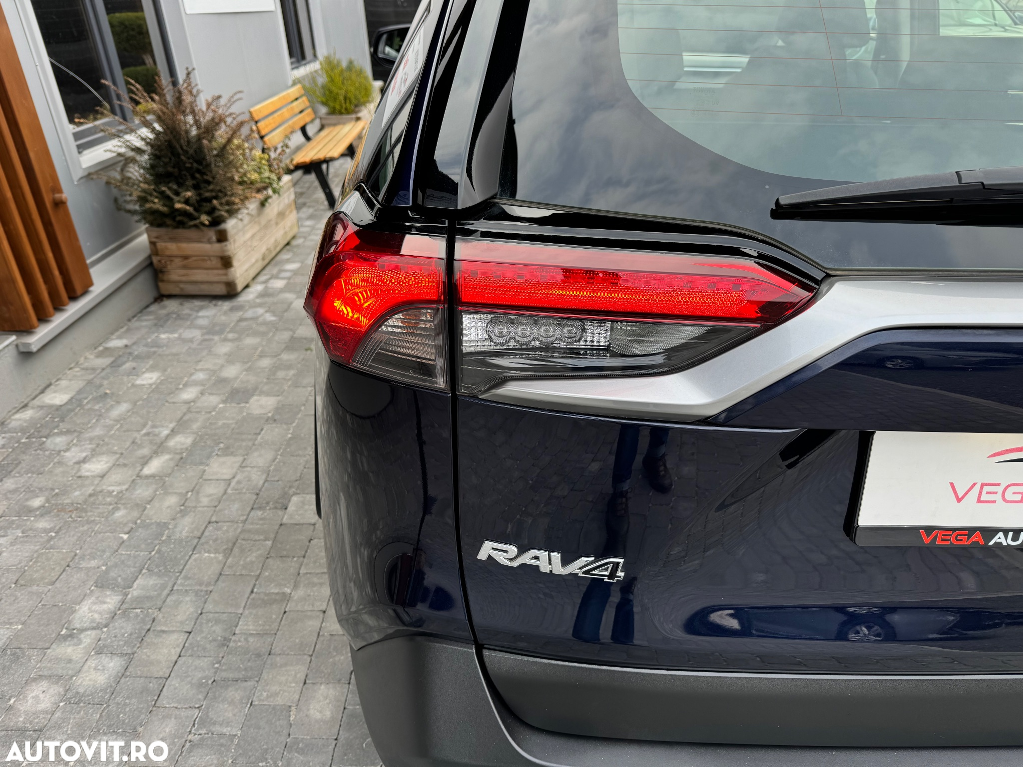 Toyota RAV4 2.5 4x4 Hybrid Comfort - 33