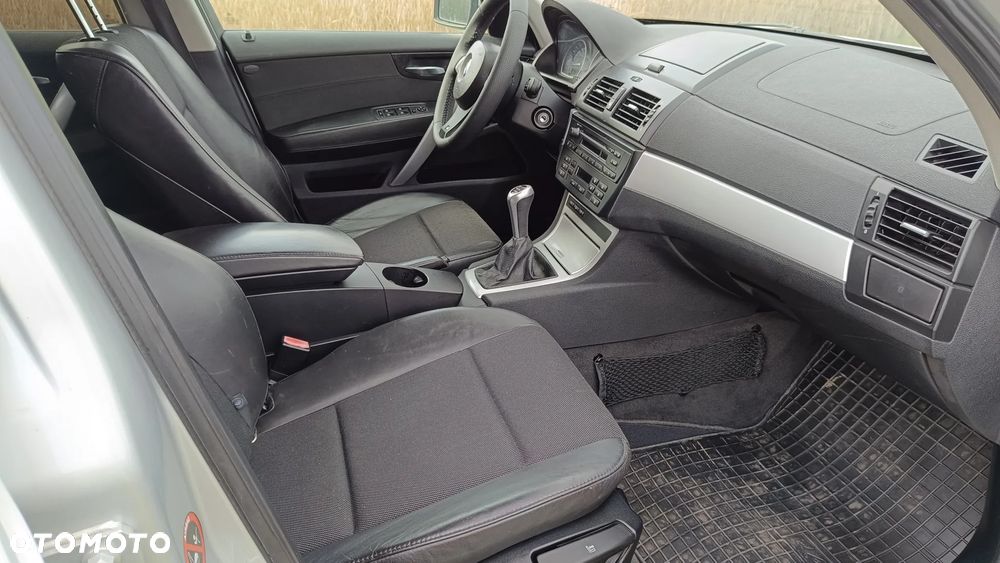 BMW X3 2.0d - 12