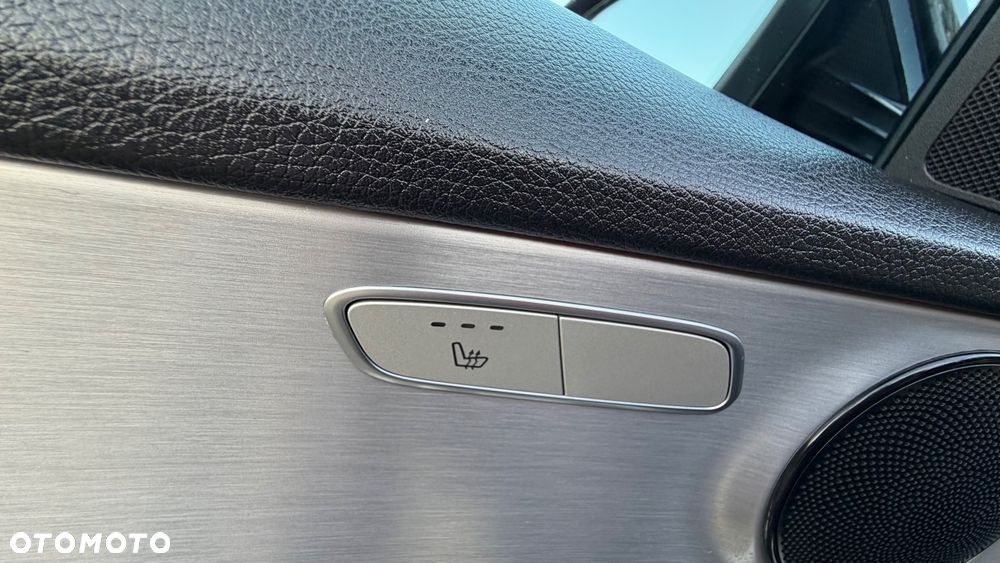 Mercedes-Benz Klasa C - 30