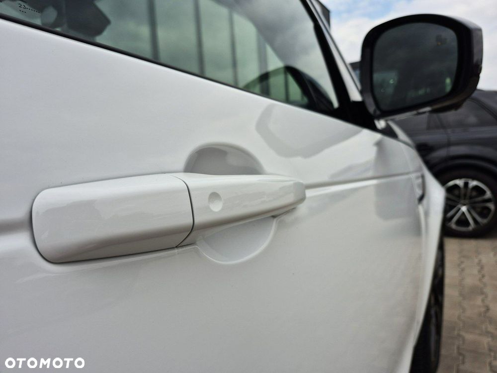 Land Rover Discovery 3.0 D250 mHEV Dynamic SE - 17