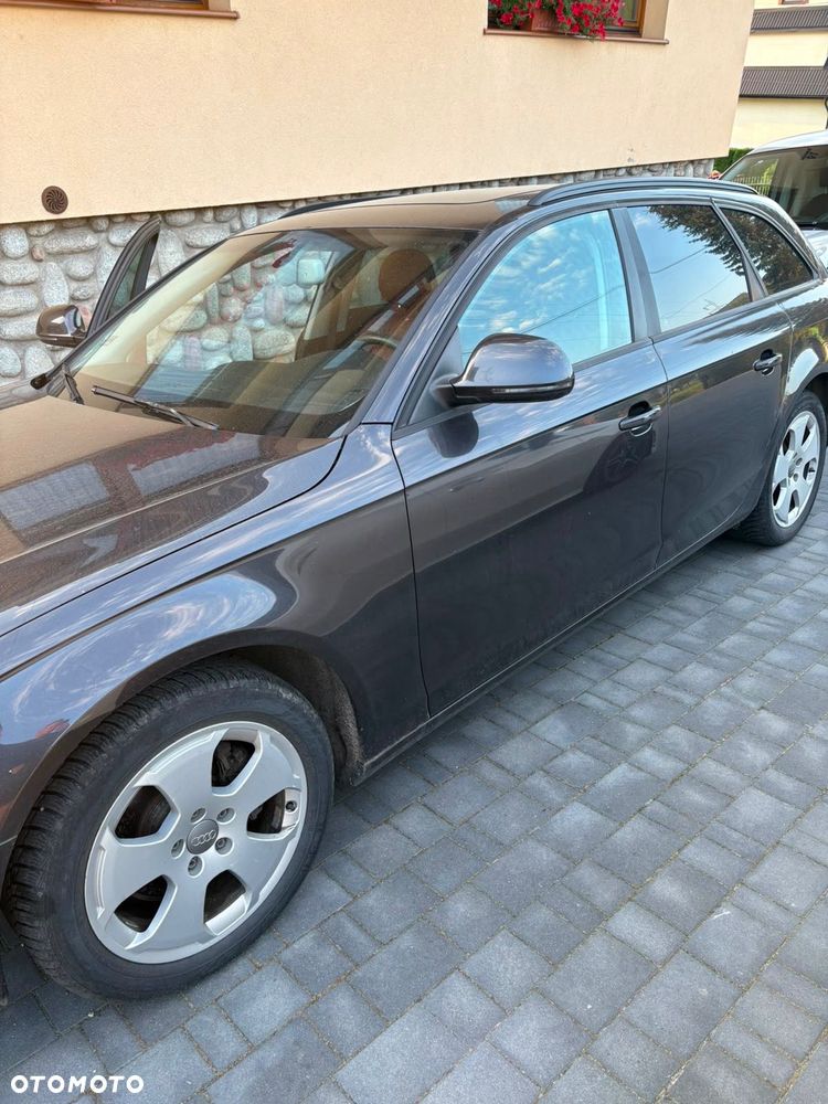 Audi A4 Avant - 2