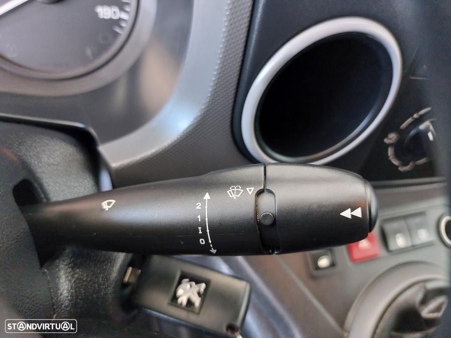 Peugeot Partner 1.6 BlueHDi L1 Premium 3 Lug.  -  IVA Dedutível - 15