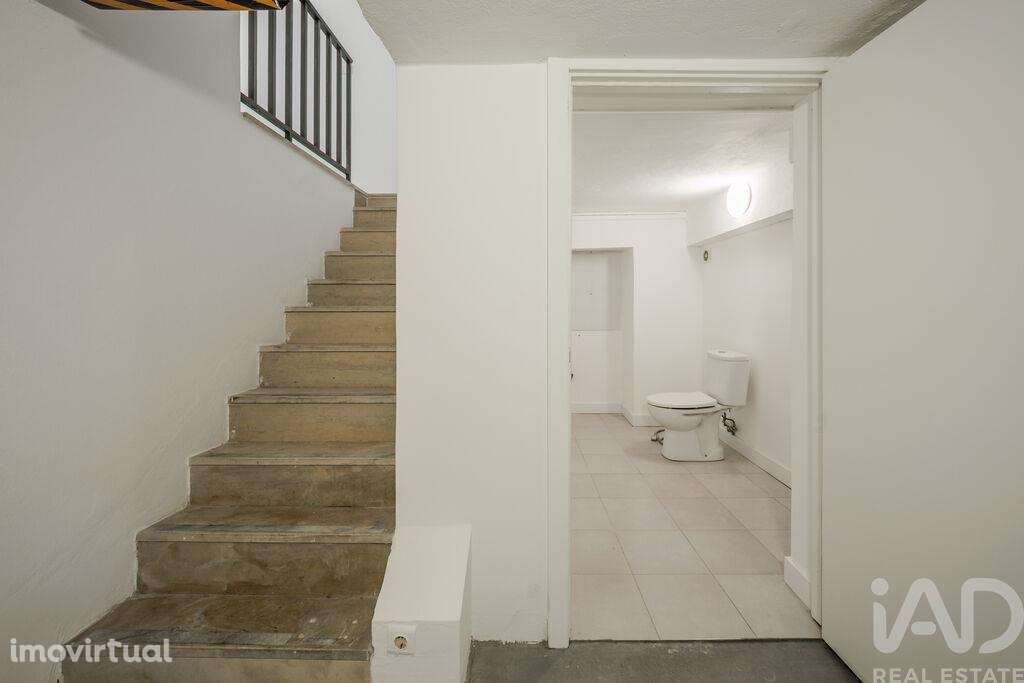 Loja / Estabelecimento Comercial em Campo de Ourique de 180,00 m2 - Grande imagem: 5/25