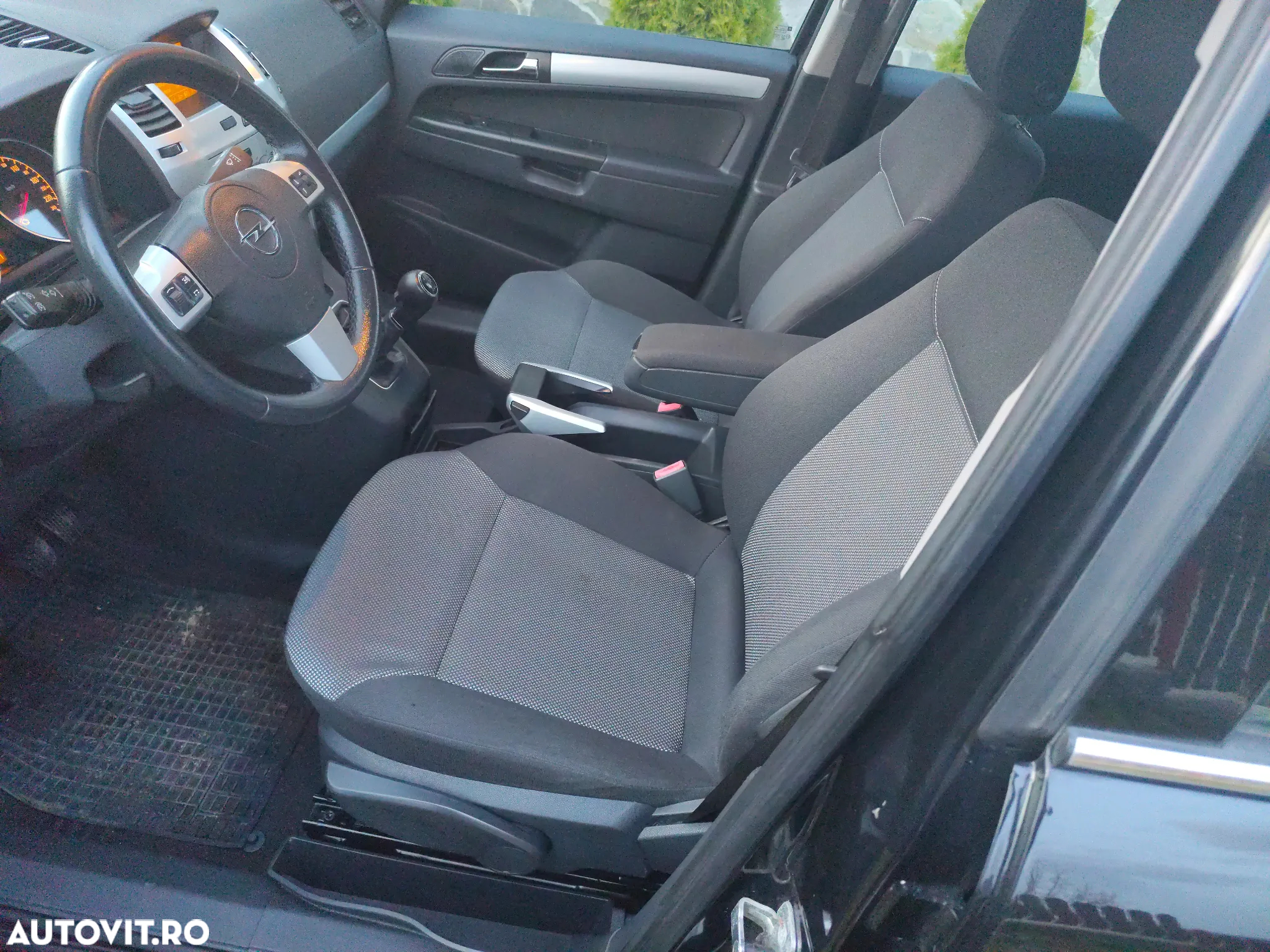 Opel Zafira 1.7 CDTI Enjoy - 8