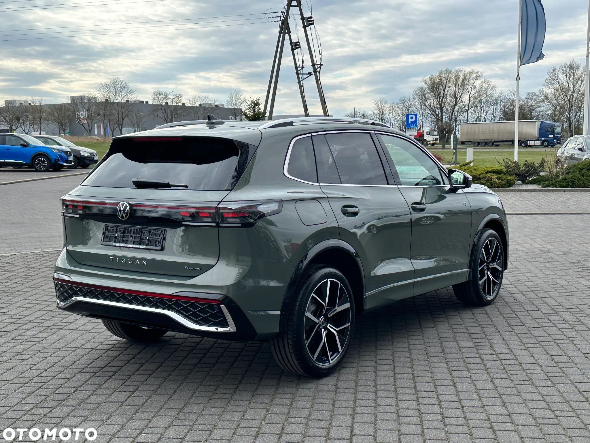 Volkswagen Tiguan 2.0 TSI 4Mot R-Line Plus DSG - 6