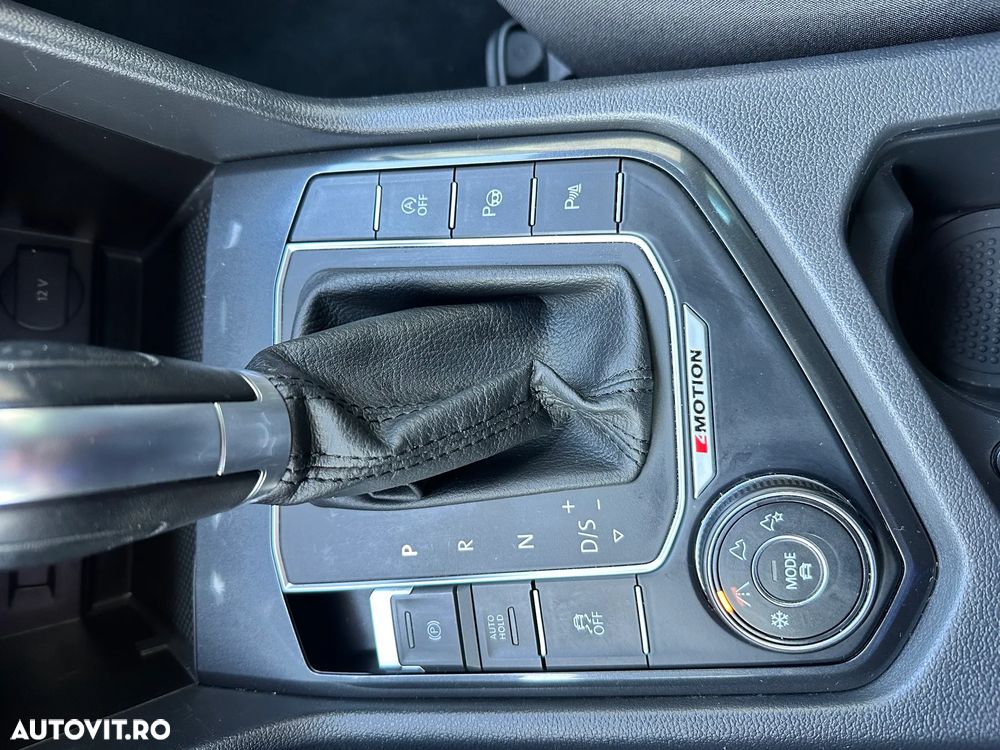 Volkswagen Tiguan 2.0 TDI SCR 4MOTION (BlueMotion Techn.) DSG Highline - 24