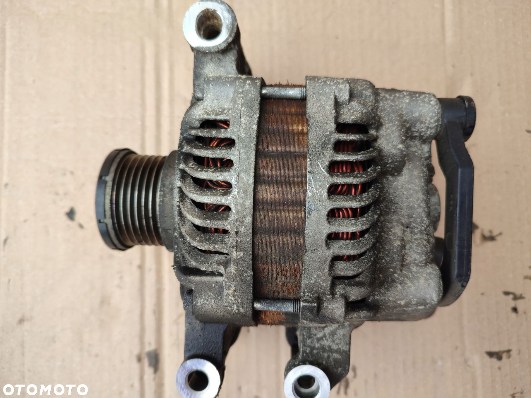 Alternator PEUGEOT CITROEN 1.6THP V757695680 - 3