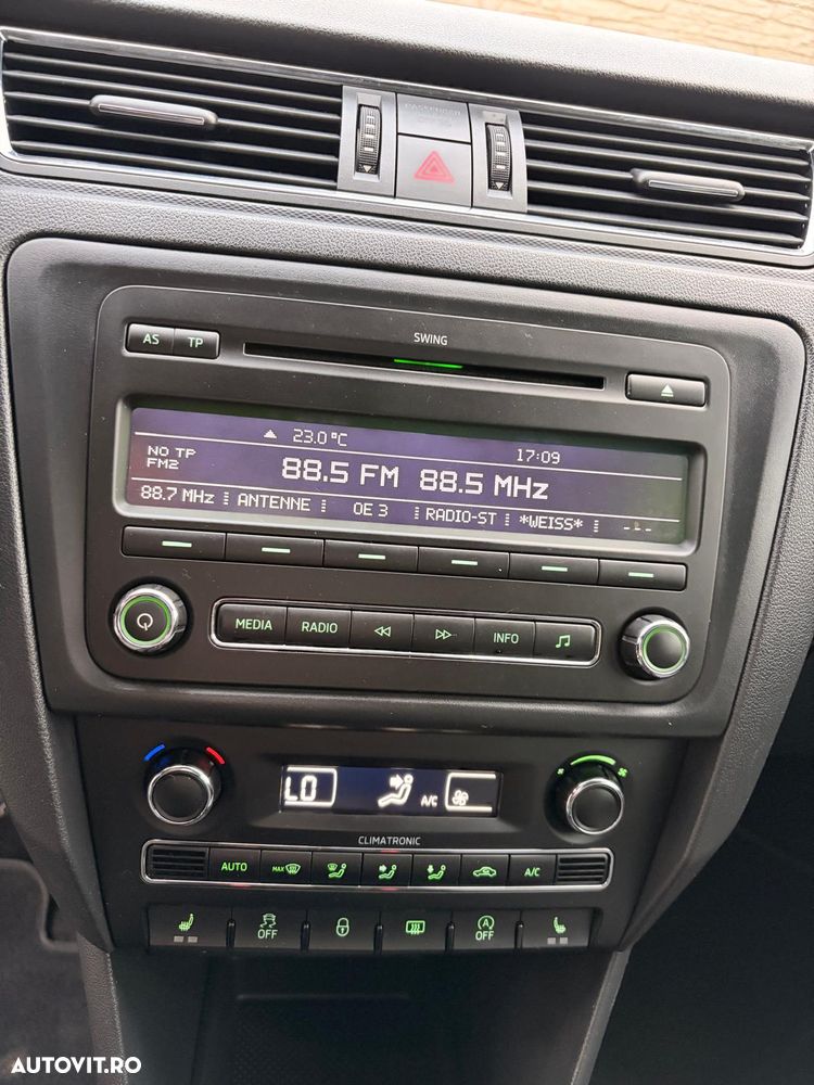 Skoda Rapid - 17