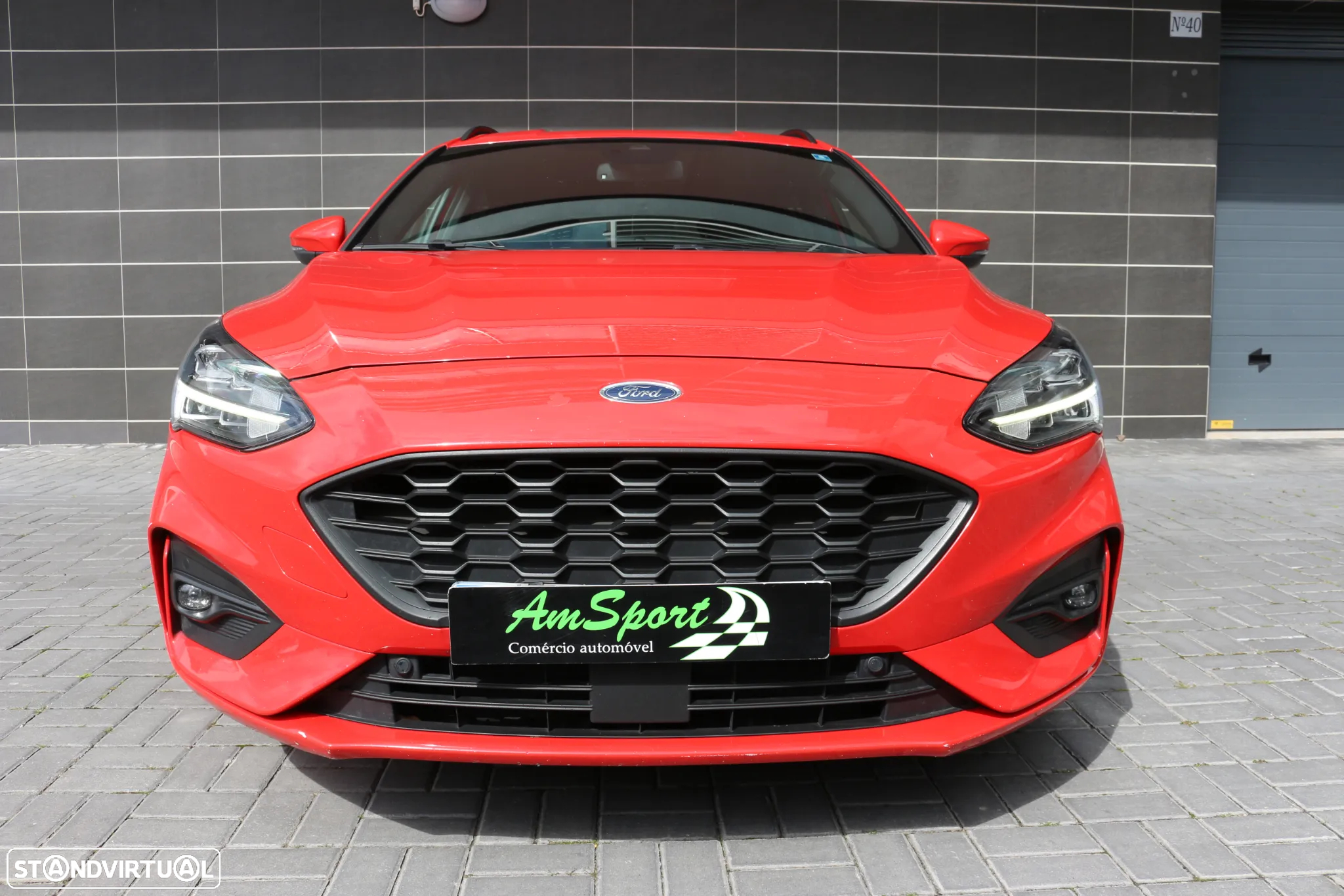 Ford Focus SW 1.0 EcoBoost S&S ST-LINE - 4