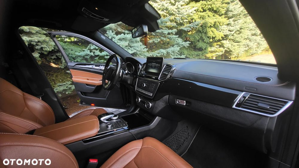 Mercedes-Benz GLS 350 d 4-Matic - 7