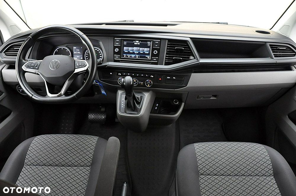 Volkswagen Caravelle - 21
