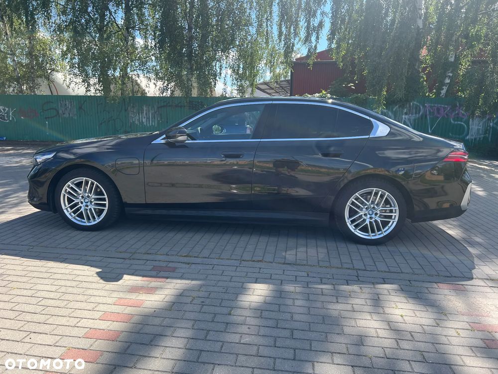 BMW Seria 5 530e PHEV - 7