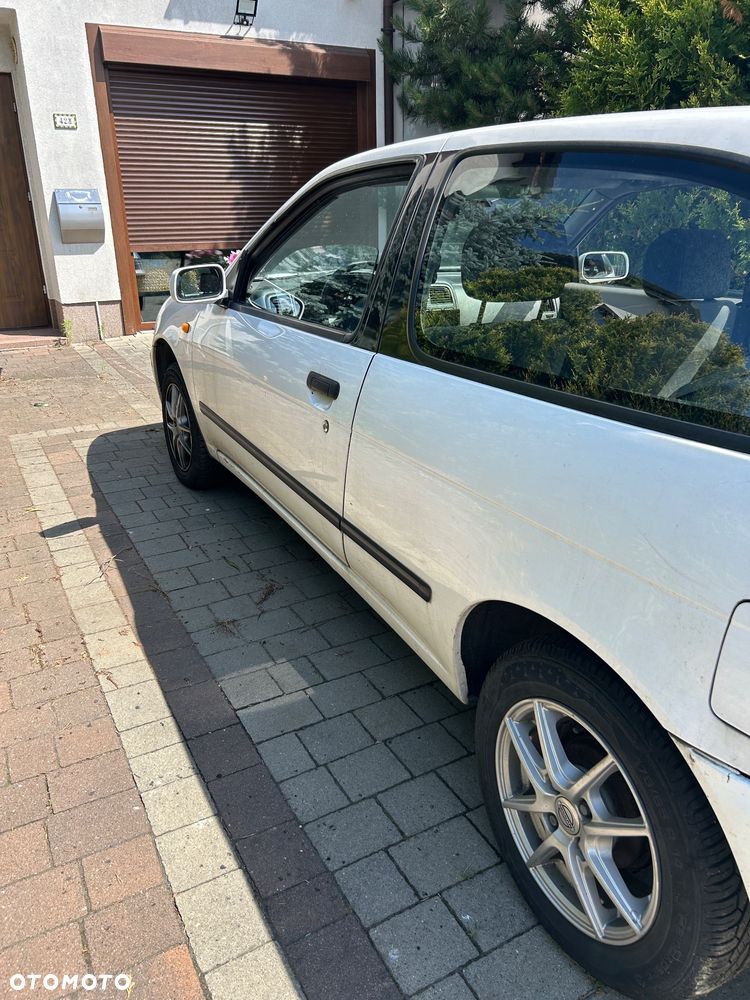 Nissan Almera 1.4 - 4