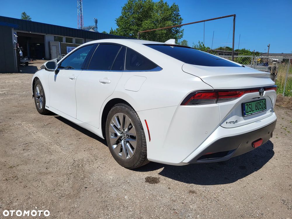 Toyota Mirai Executive - 8