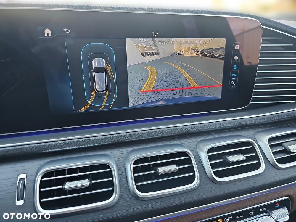 Mercedes-Benz GLE 300 d 4Matic 9G-TRONIC AMG Line Advanced Plus - 23