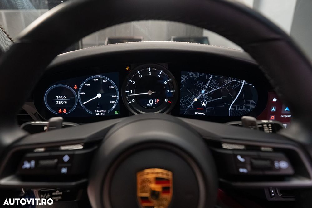 Porsche 911 - 18