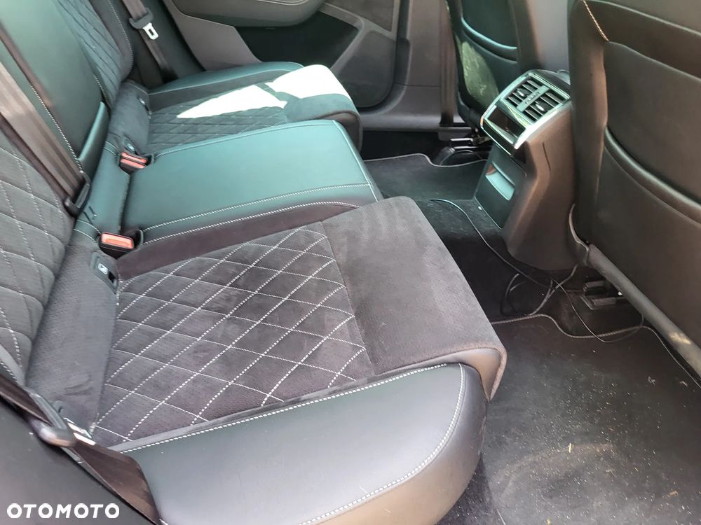 Skoda Superb 2.0 TSI Sportline DSG - 23