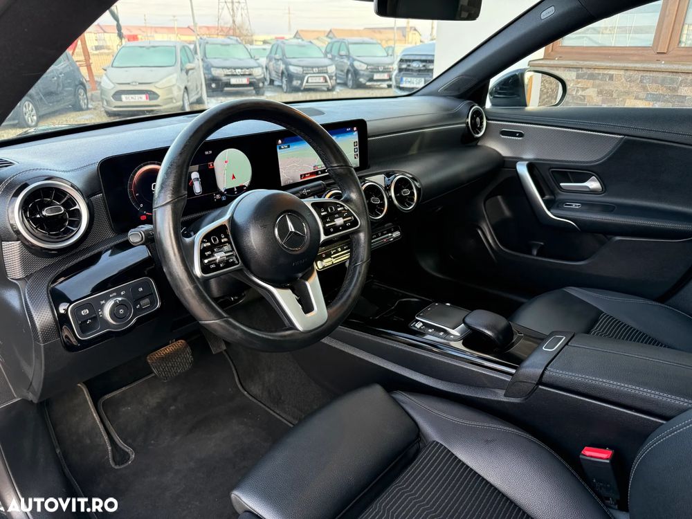 Mercedes-Benz CLA 180 - 12