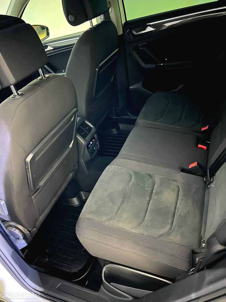 VW Tiguan 2.0 TDI R-Line DSG 4Motion - 19