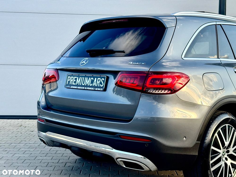 Mercedes-Benz GLC 220 d 4Matic 9G-TRONIC AMG Line Plus - 19