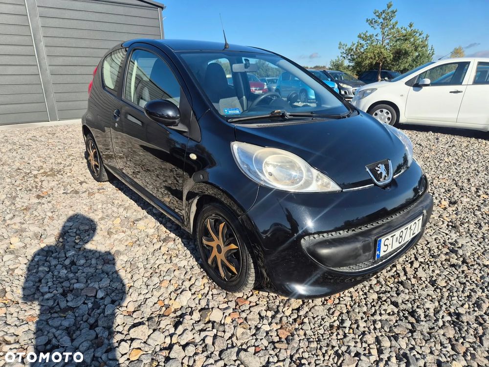 Peugeot 107 2008 photo 4