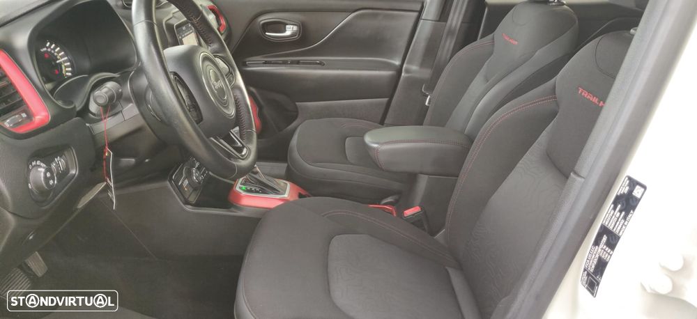 Jeep Renegade 1.3 TG Trailhawk - 14