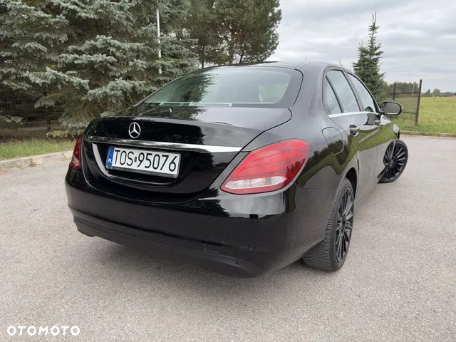 Mercedes-Benz Klasa C 180 (BlueEFFICIENCY) - 39