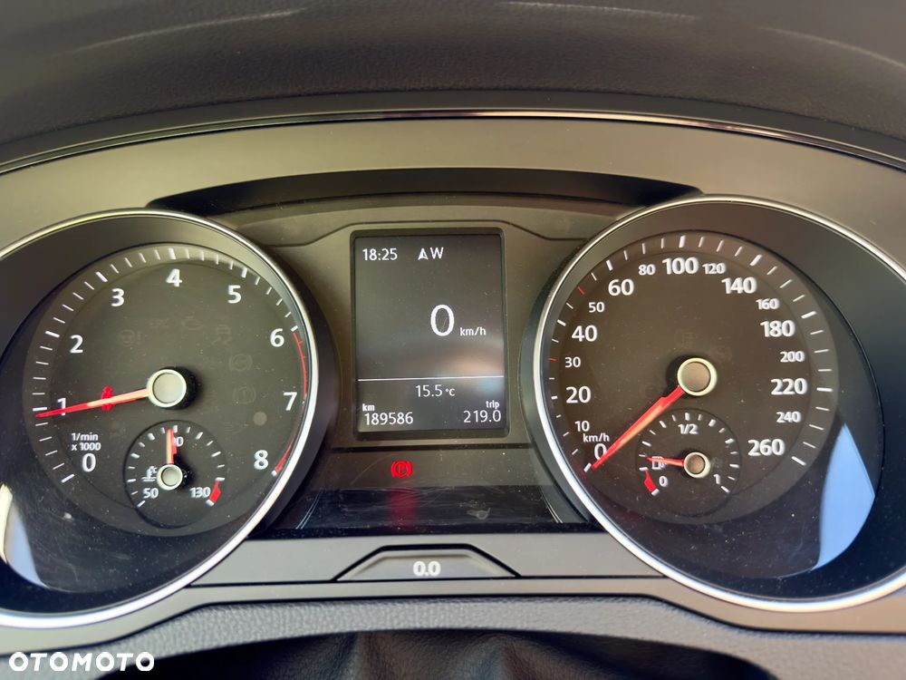 Volkswagen Passat 1.5 TSI EVO Trendline - 16