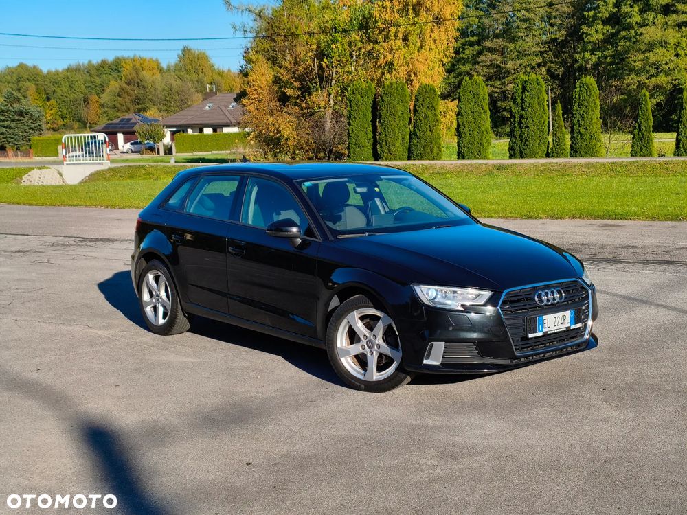 Audi A3 Sportback 1.6 TDI S tronic Attraction - 29