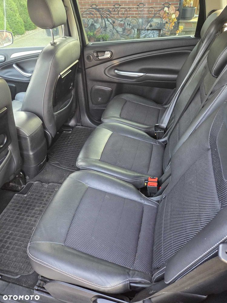Ford S-Max - 7